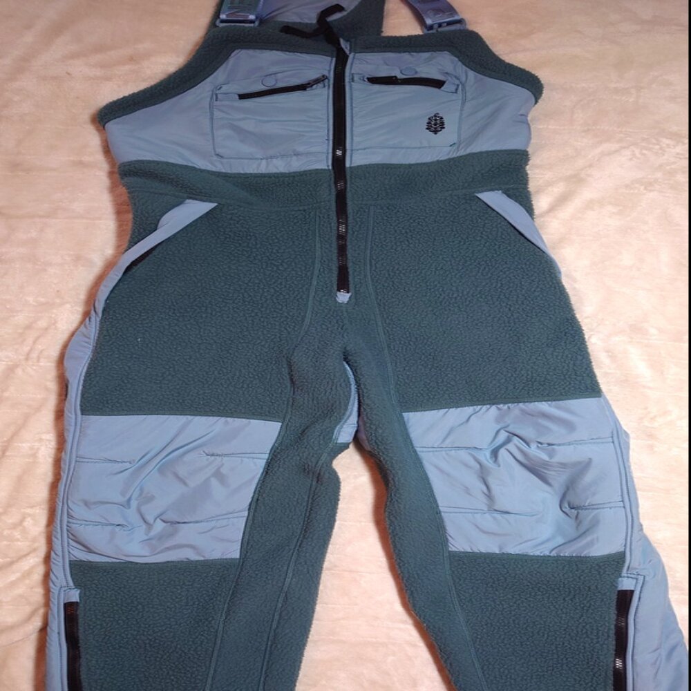 NWT Free People Movement Hit the Slopes High Pile Fleece Snow Bibs